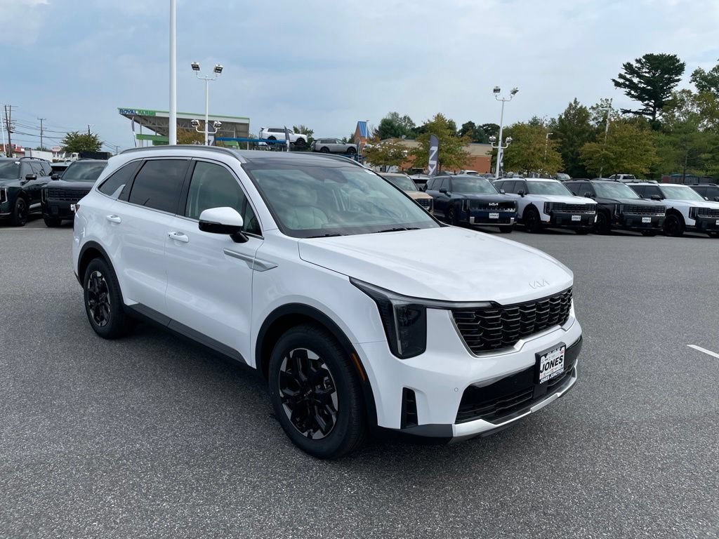New 2026 Kia Sorento S FWD image 2