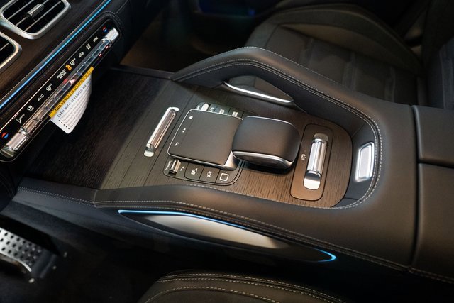 New 2026 Mercedes-Benz GLE 53 AMG 4MATIC Coupe image 19