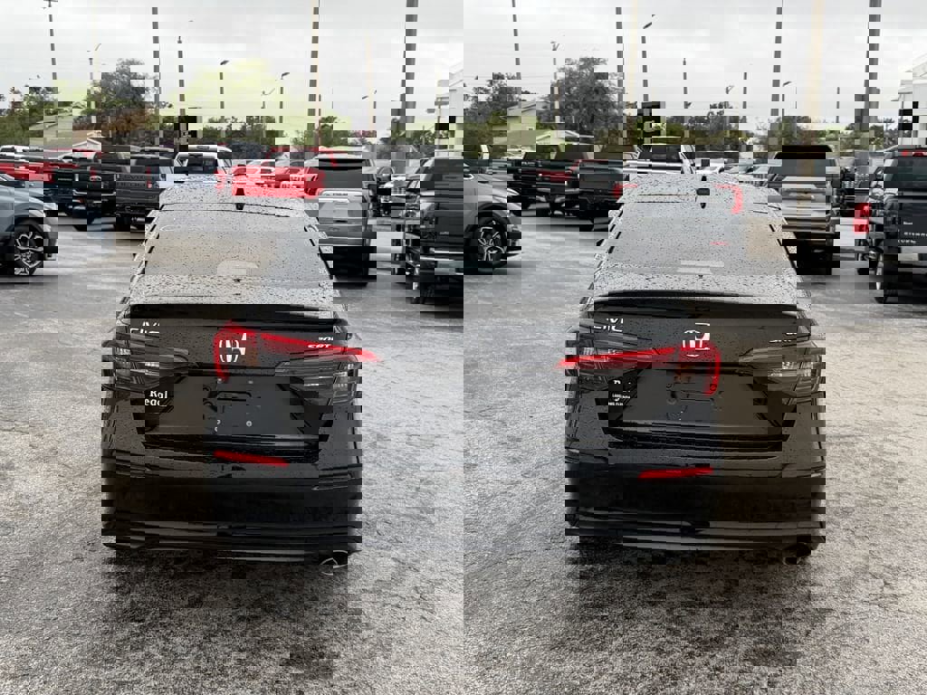 Used 2024 Honda Civic Sport image 6