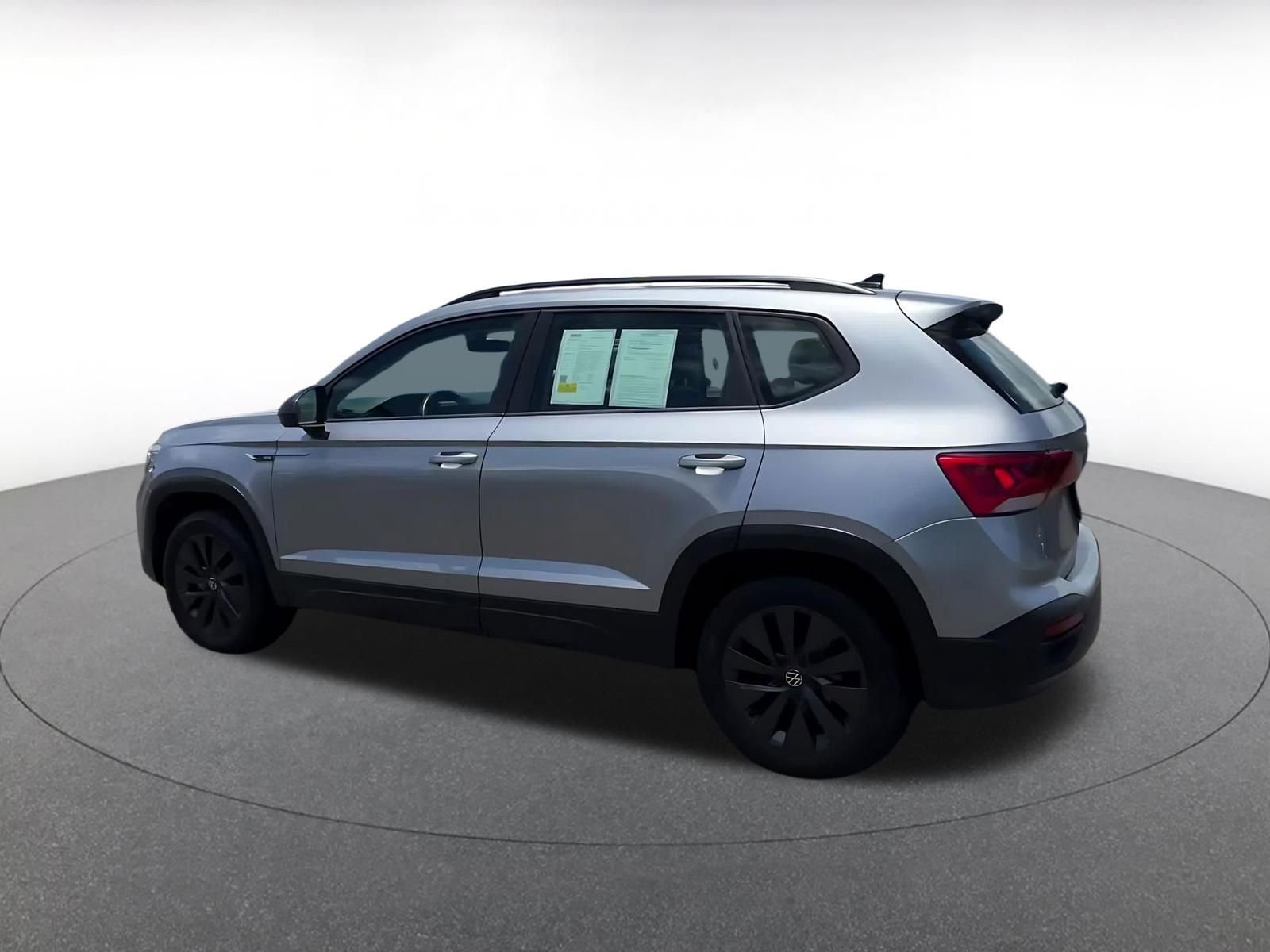 Used 2024 Volkswagen Taos S FWD image 10
