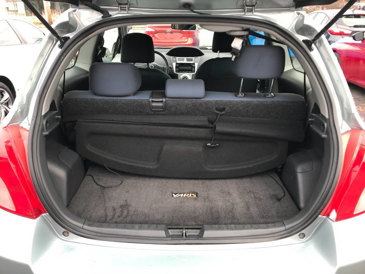 Used 2008 Toyota Yaris 2-Door Hatchback image 12