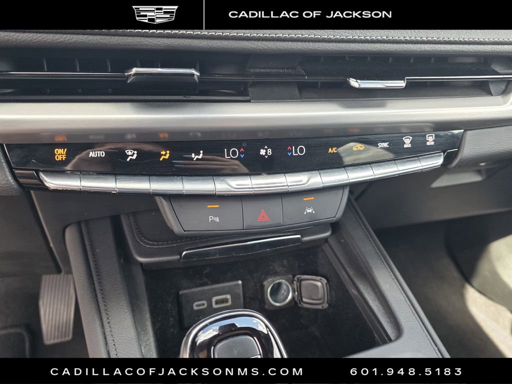 Certified 2025 Cadillac XT4 Premium Luxury image 14