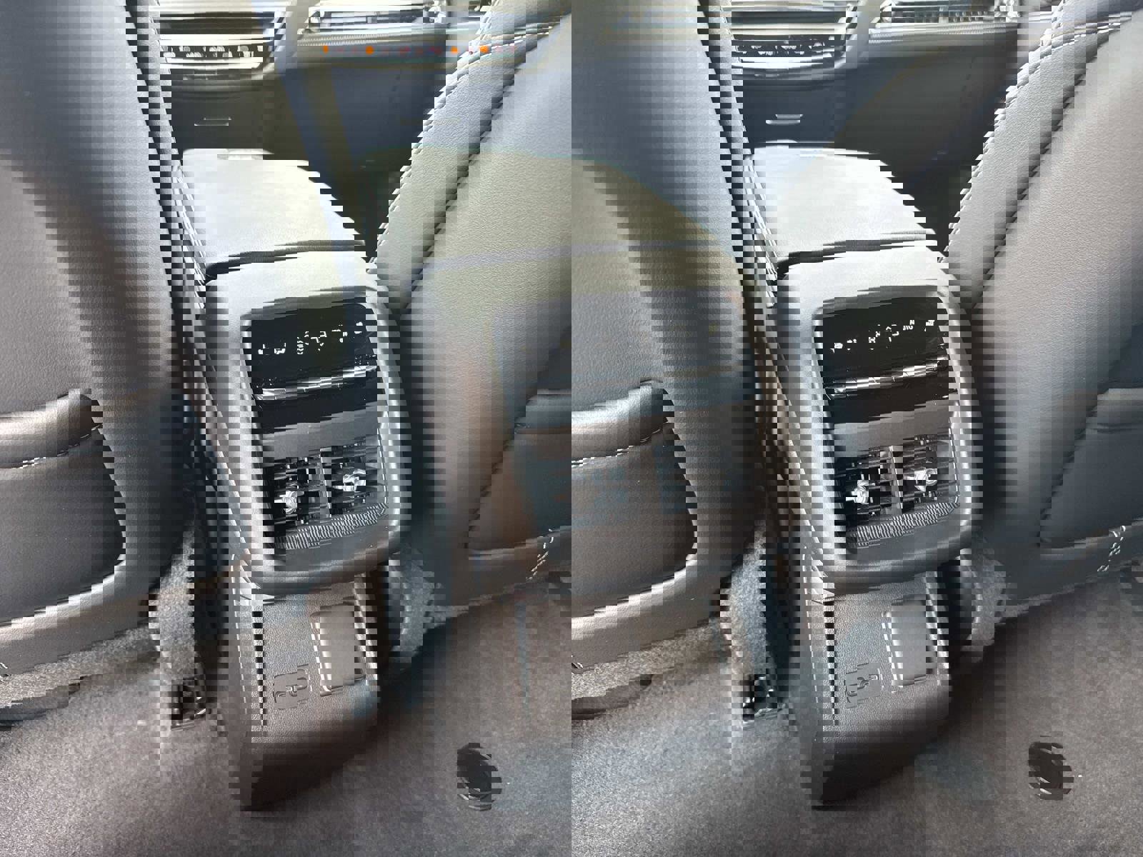 Certified 2025 Cadillac Lyriq Luxury w/ LPO, Floor Liner Package AWD/4WD image 16