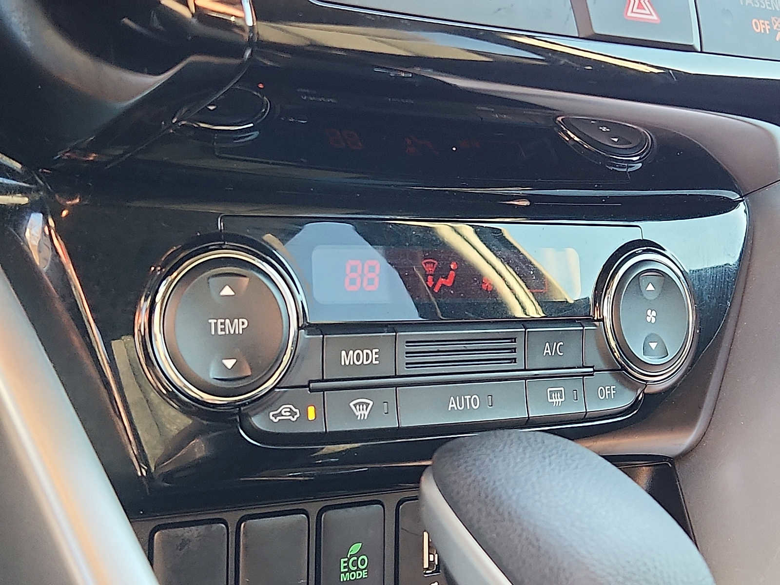 Used 2024 Mitsubishi Eclipse Cross LE image 15