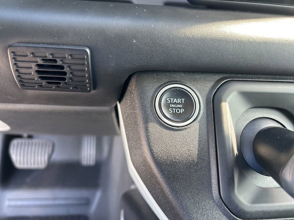 Used 2020 Land Rover Defender 110 HSE image 42