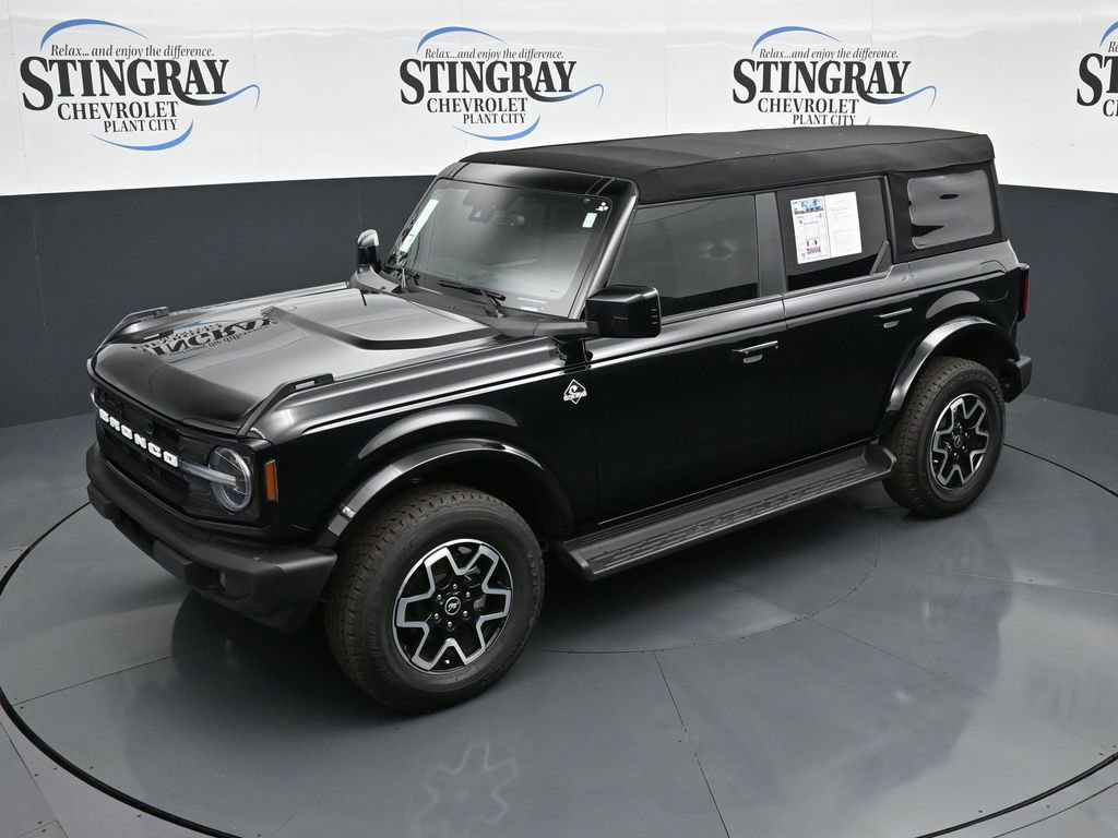 Used 2025 Ford Bronco Outer Banks image 11