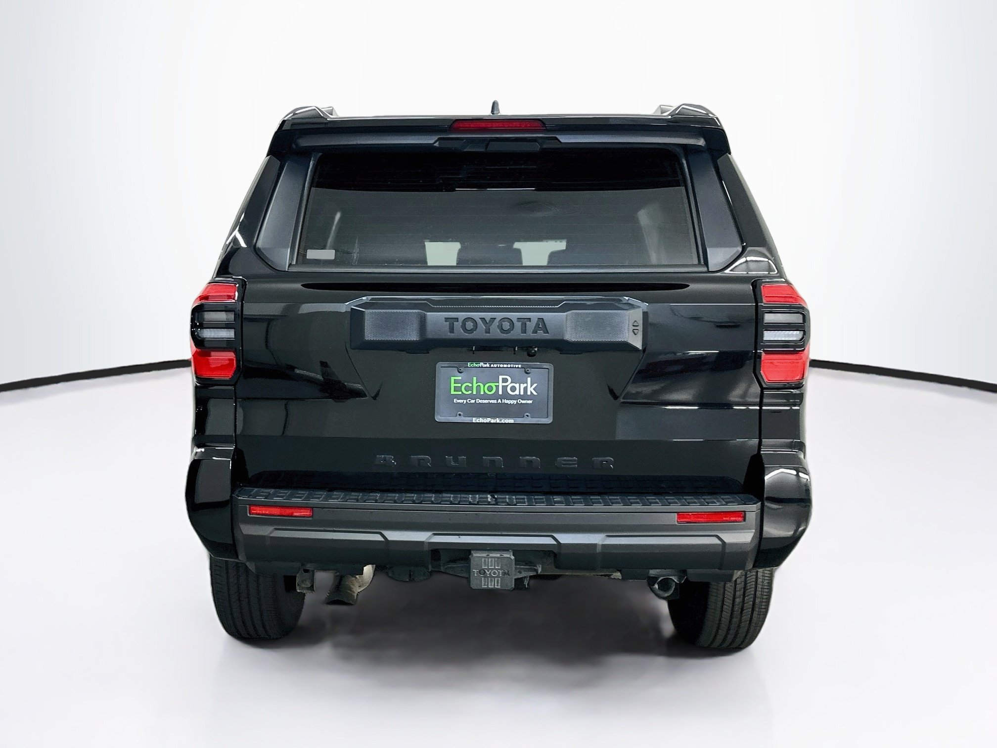 Used 2025 Toyota 4Runner SR5 AWD/4WD image 7