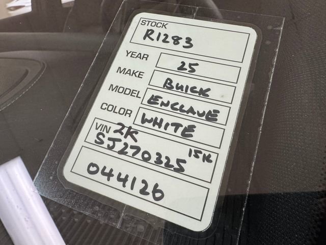 Used 2025 Buick Enclave Sport Touring FWD image 29