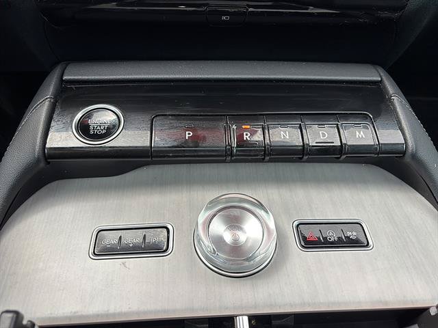 Used 2025 Lincoln Navigator Reserve AWD/4WD image 24