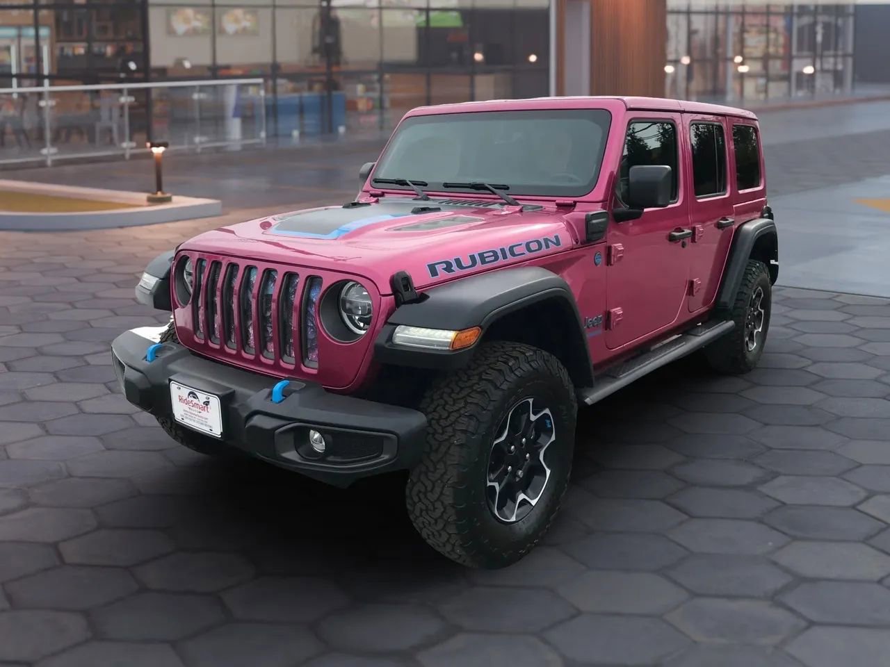 Used 2022 Jeep Wrangler Unlimited Rubicon 4xe w/ Cold Weather Group AWD/4WD image 6