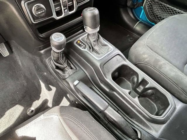 Used 2020 Jeep Wrangler Unlimited Sahara w/ Cold Weather Group image 17