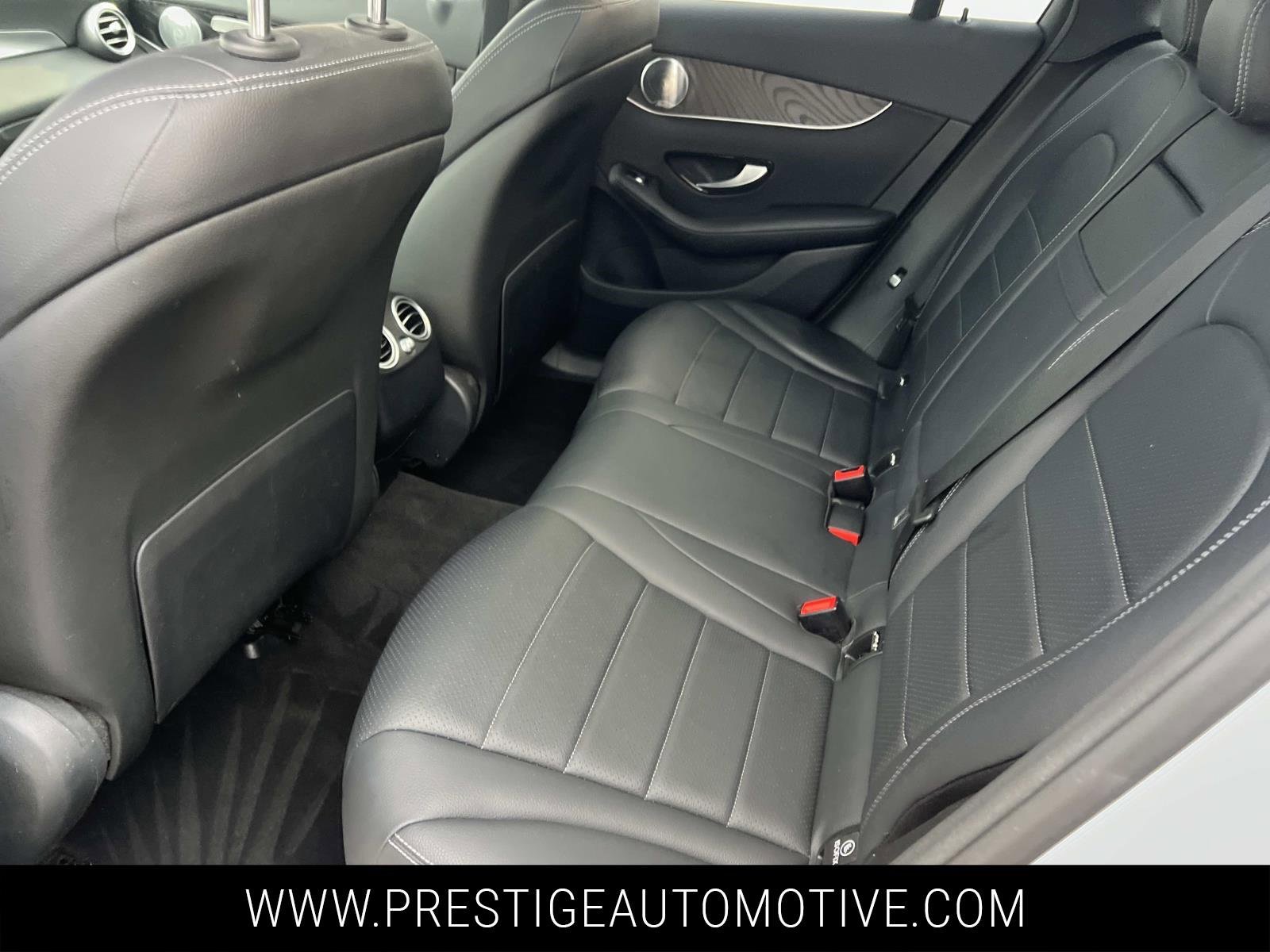 Used 2018 Mercedes-Benz GLC 300 4MATIC image 15