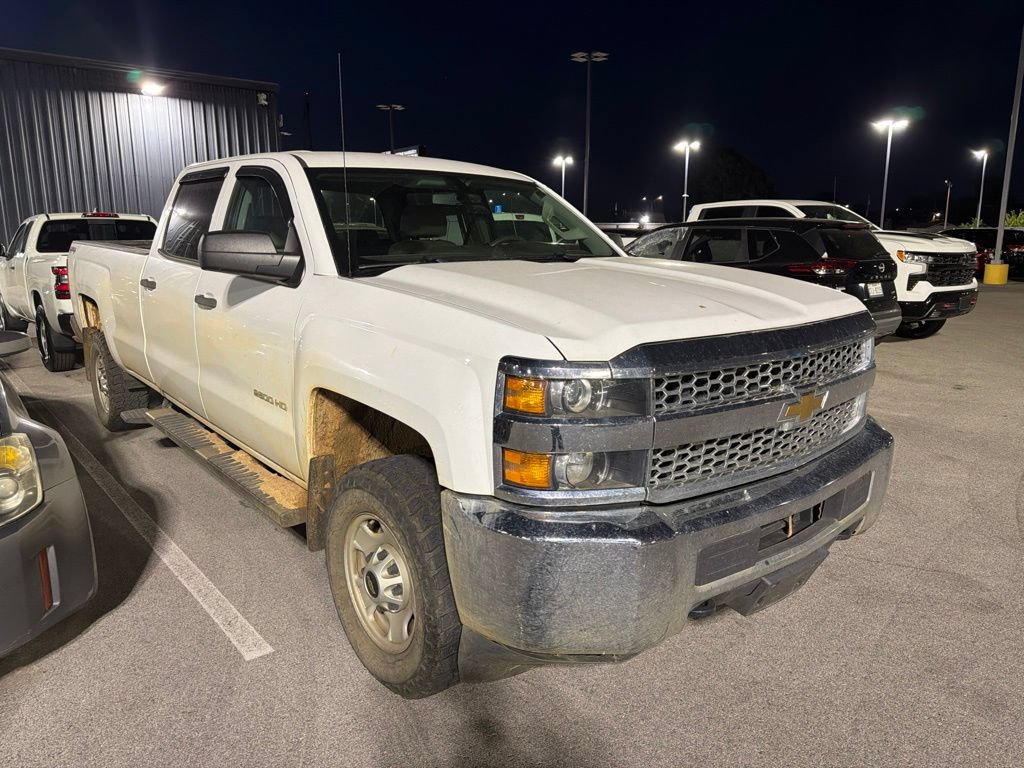 Used 2019 Chevrolet Silverado 2500 W/T AWD/4WD image 3