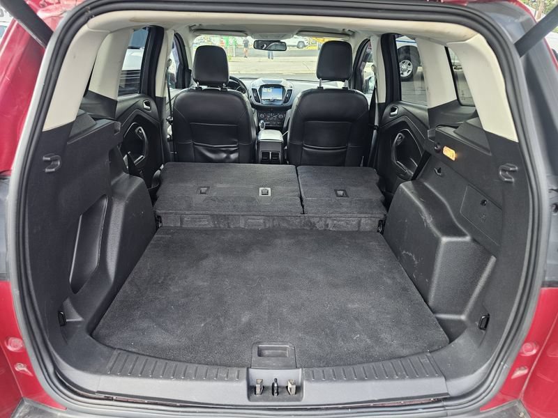 Used 2019 Ford Escape SEL AWD/4WD image 12