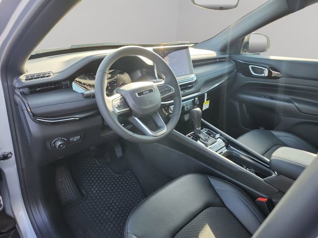 New 2026 Jeep Compass Altitude image 25