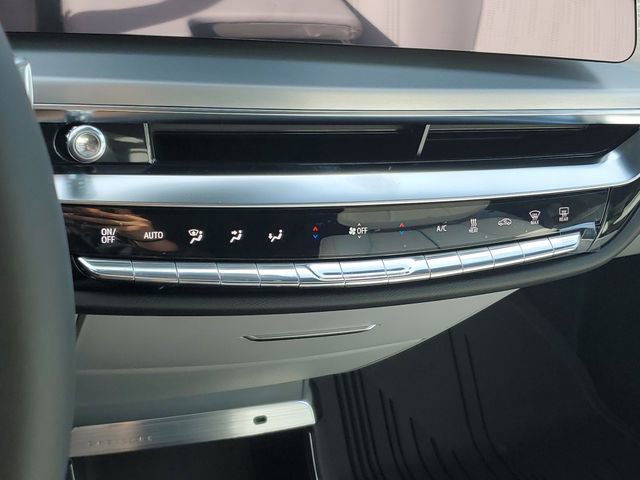 New 2026 Cadillac Lyriq Sport w/ LPO, Floor Liner Package image 17