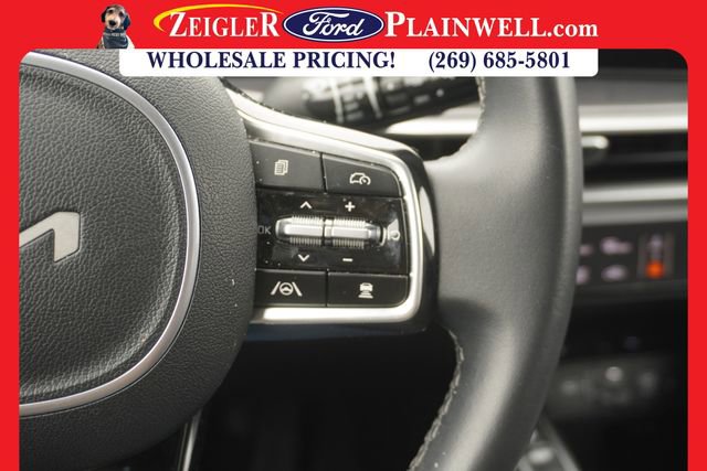 Used 2024 Kia Sorento S image 22