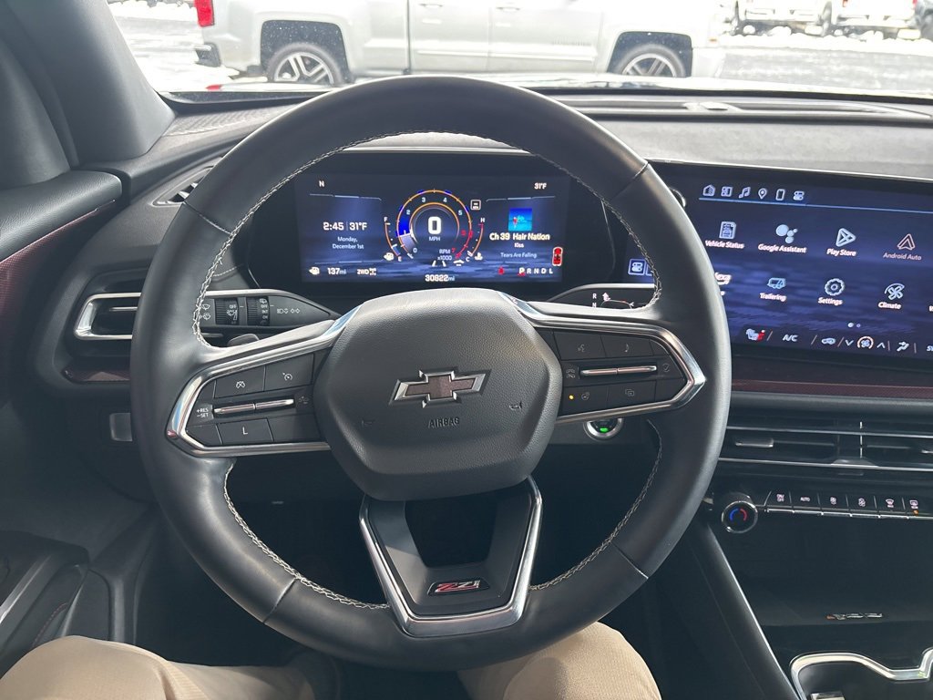 Used 2024 Chevrolet Traverse Z71 image 10