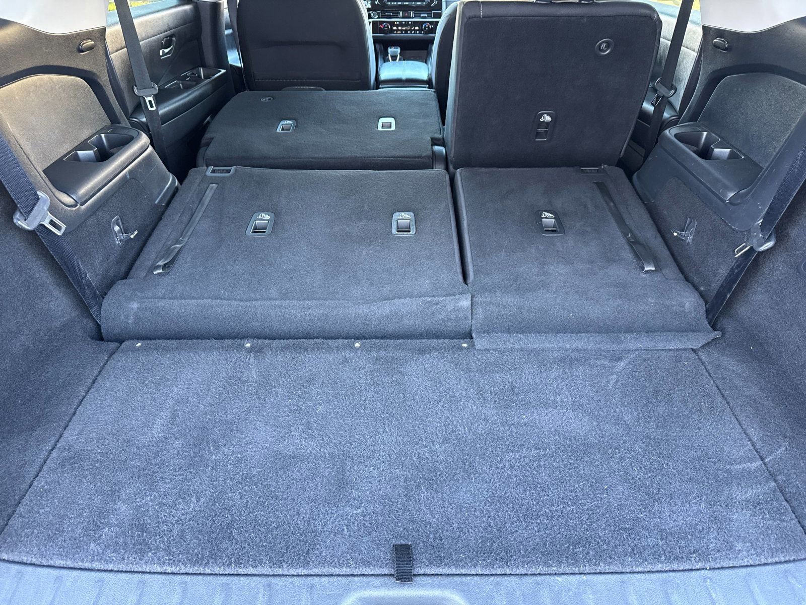 Used 2022 Nissan Pathfinder SV image 17