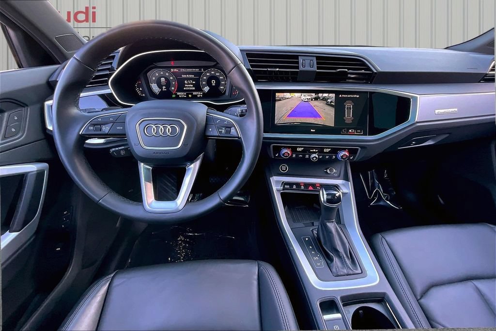 Used 2024 Audi Q3 2.0T Premium w/ Convenience Package AWD/4WD image 7