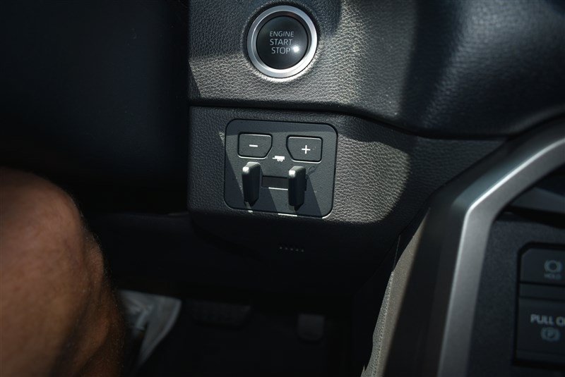 Used 2023 Toyota Tundra SR5 w/ SR5 Convenience Package AWD/4WD image 19