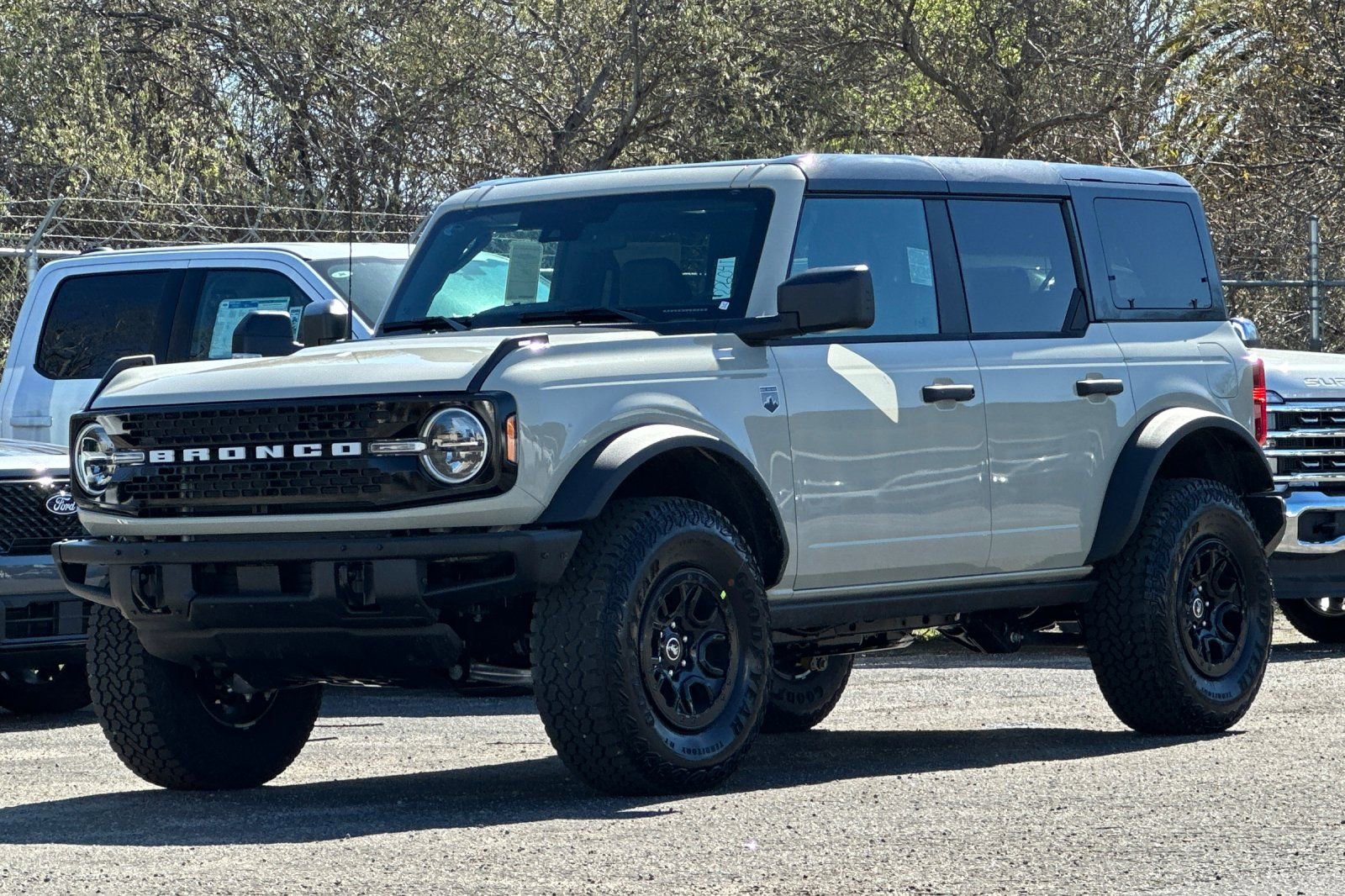 New 2026 Ford Bronco Big Bend w/ Black Diamond Package image 7