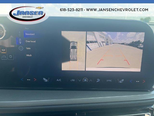 Used 2026 Chevrolet Traverse LT w/ Driver Confidence Package FWD image 14