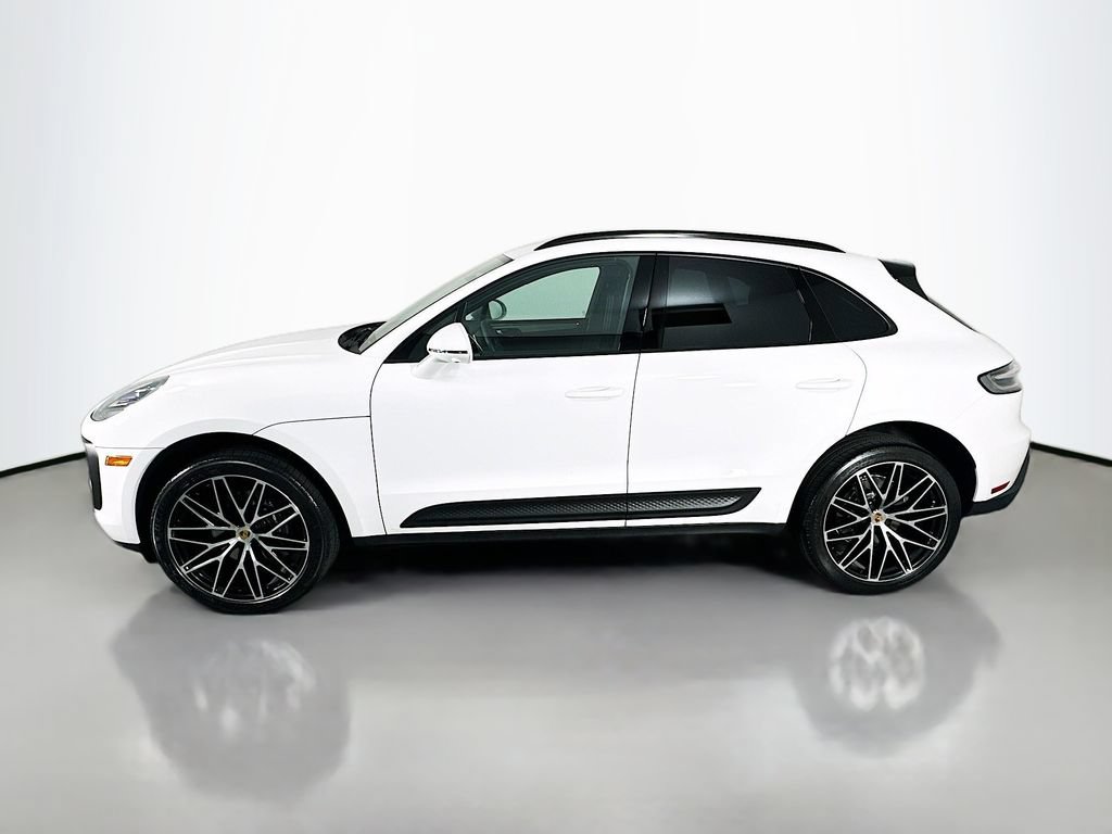 New 2025 Porsche Macan AWD/4WD video 2