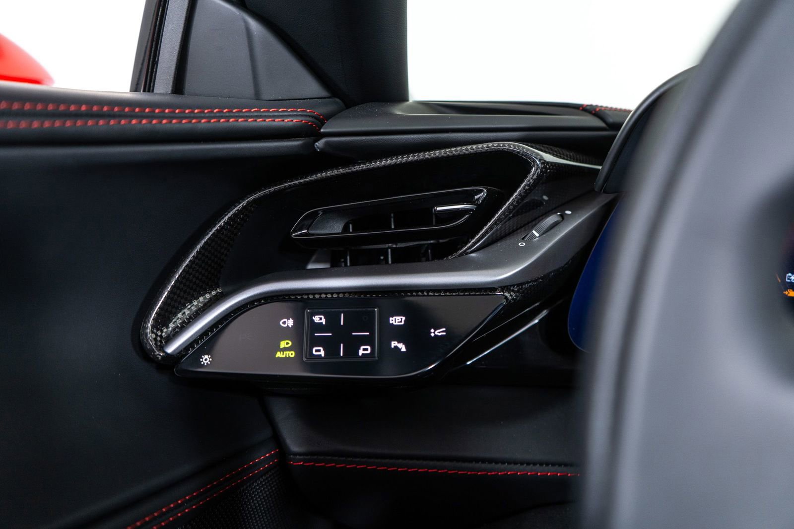 Certified 2024 Ferrari SF90 Spider image 27