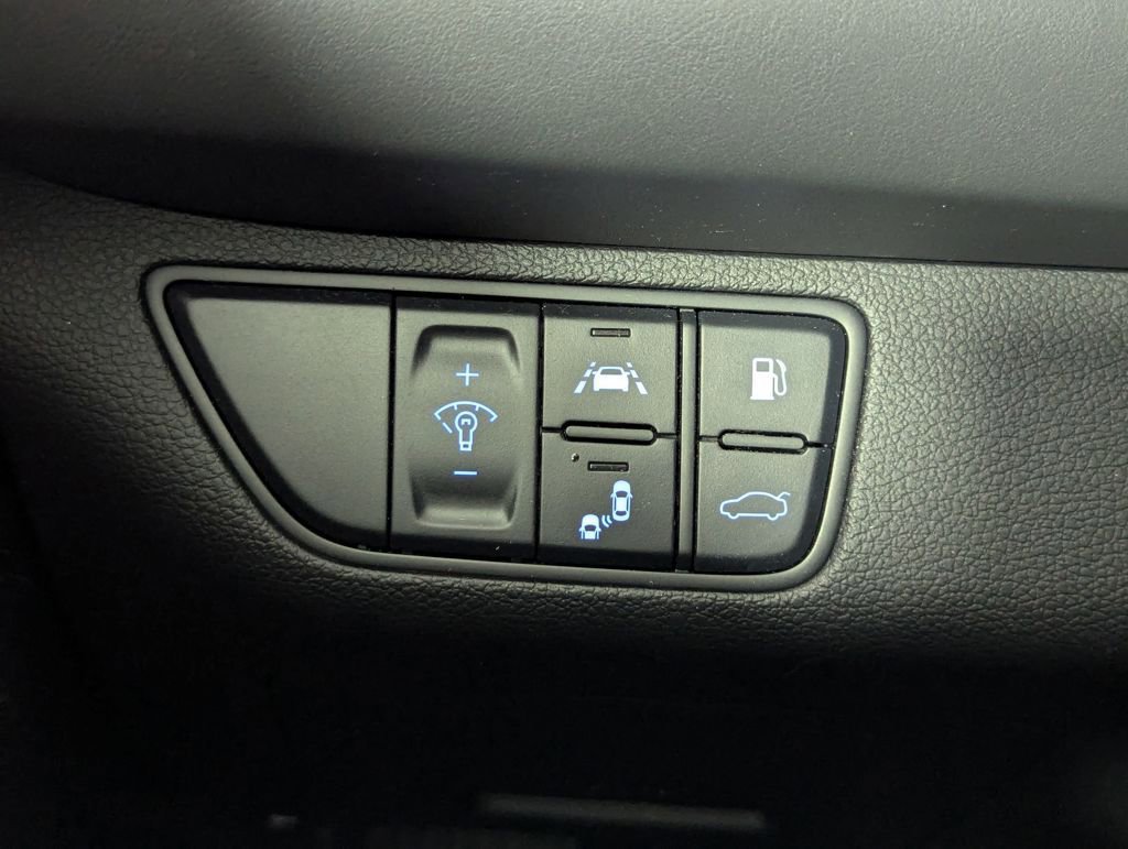 Used 2019 Genesis G70 2.0T Advanced w/ Elite Package image 78