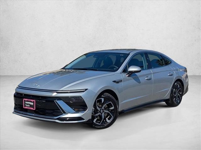 Used 2025 Hyundai Sonata SEL image 1