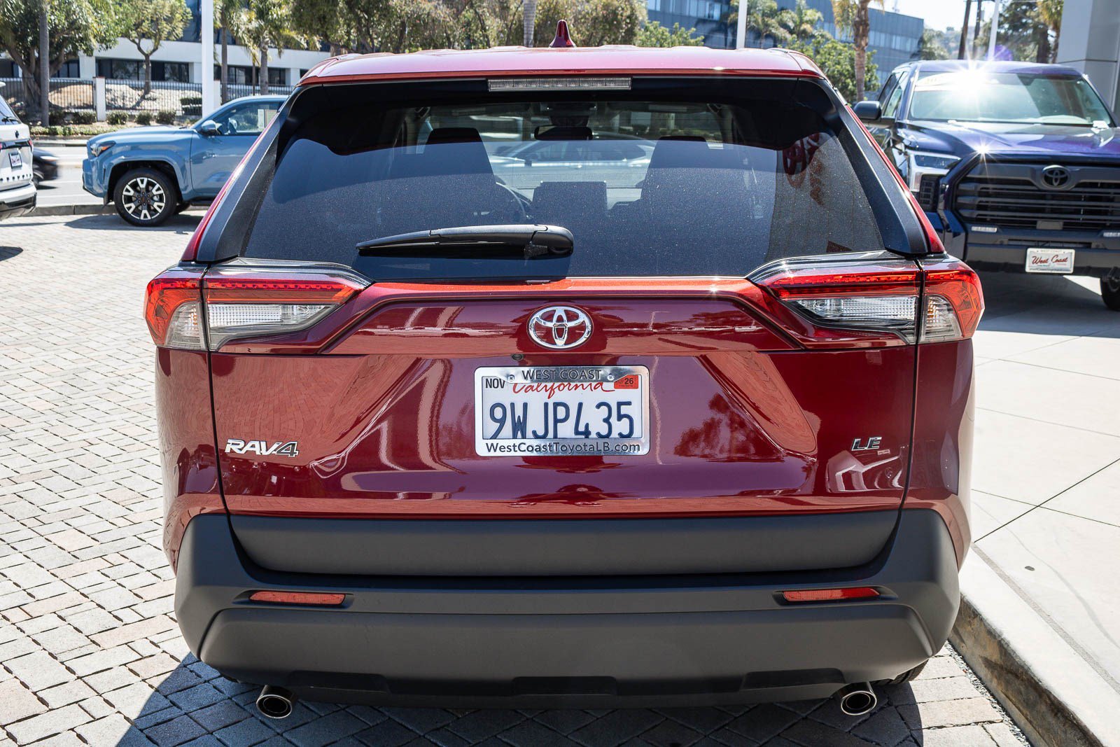 Used 2025 Toyota RAV4 LE FWD image 8