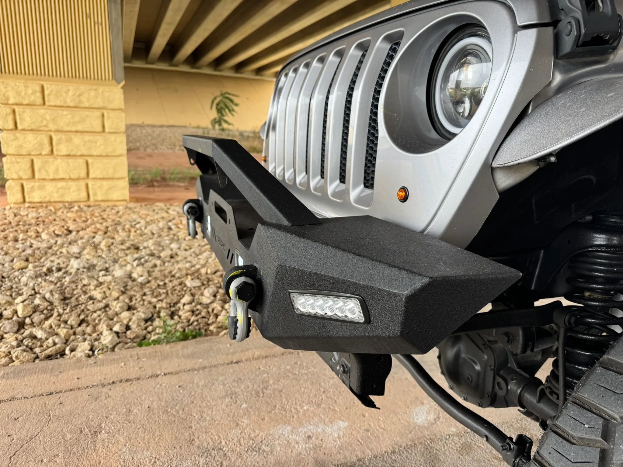Used 2018 Jeep Wrangler Unlimited Sport S AWD/4WD image 9