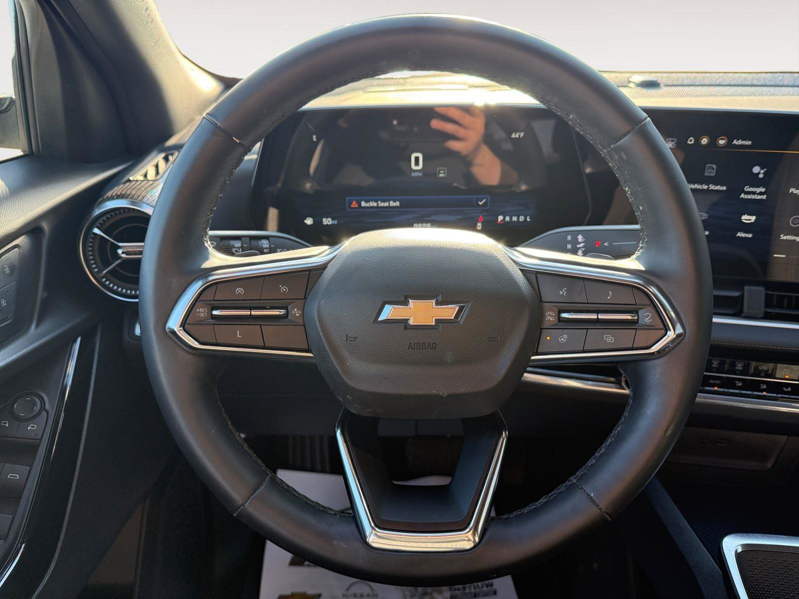 Used 2025 Chevrolet Equinox LT w/ Safety and Technology Package FWD image 16