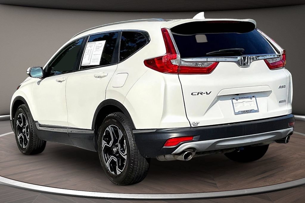 Used 2017 Honda CR-V Touring image 4