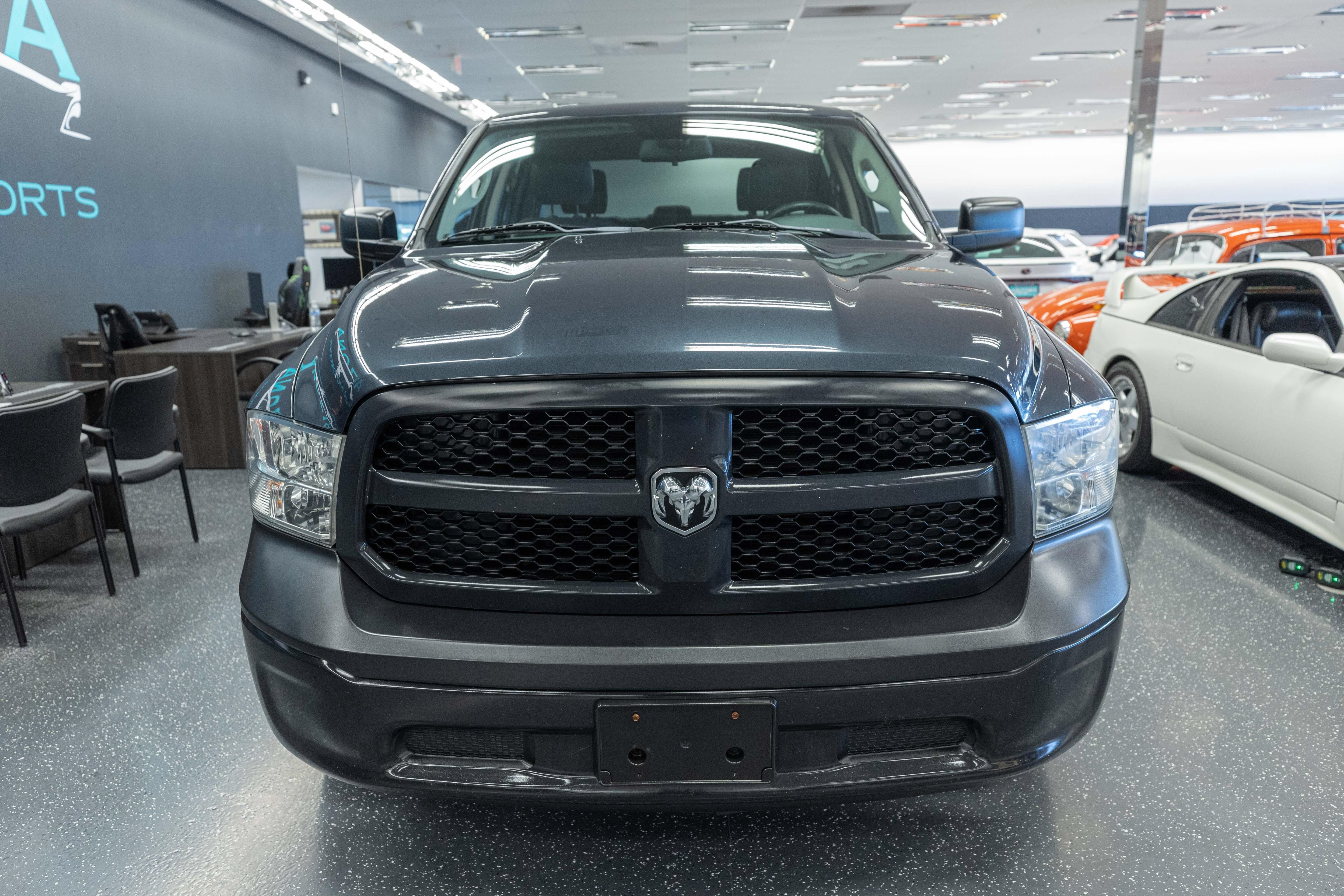 Used 2014 RAM 1500 Tradesman RWD image 2