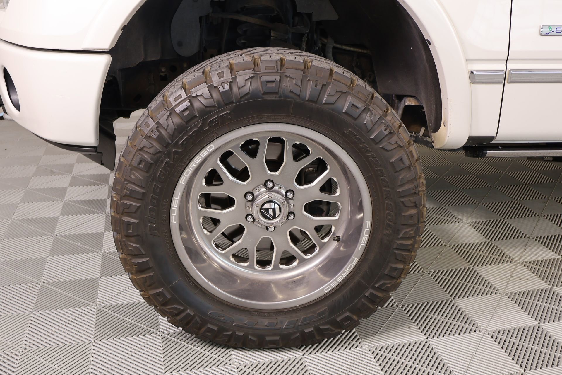 Used 2013 Ford F150 Platinum AWD/4WD image 19