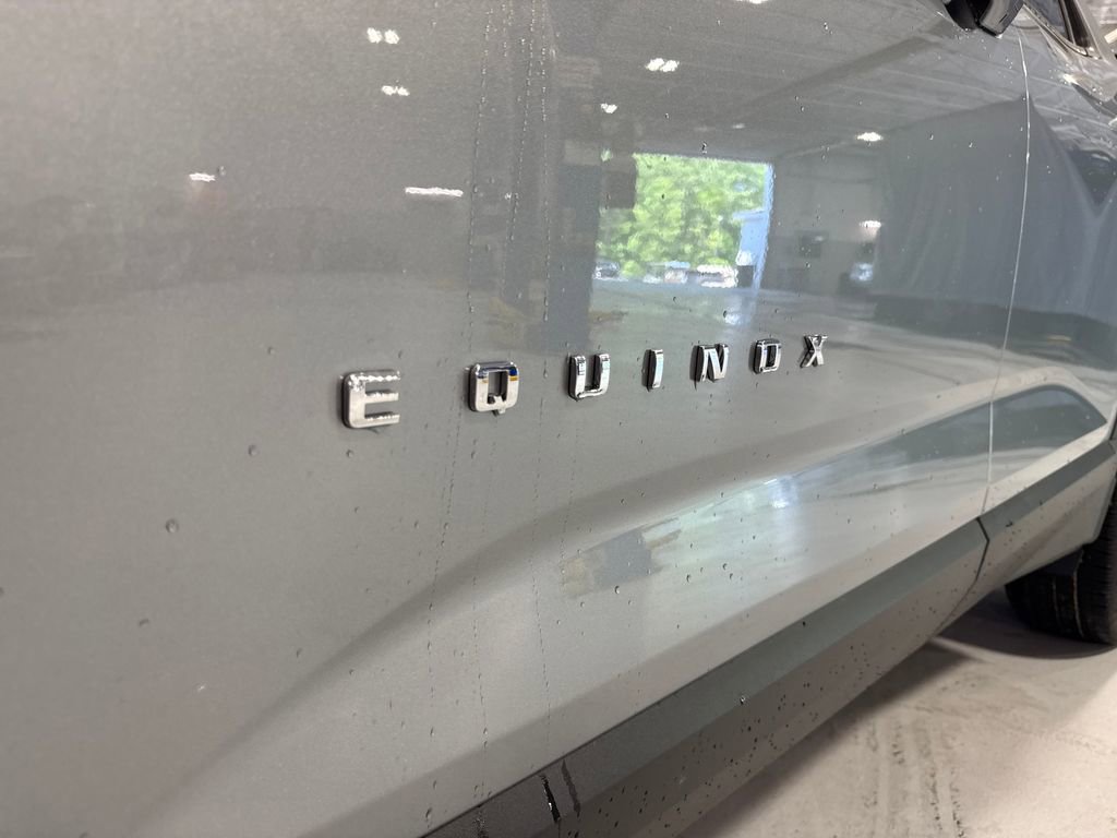 New 2026 Chevrolet Equinox LT w/ Convenience Package II FWD image 55