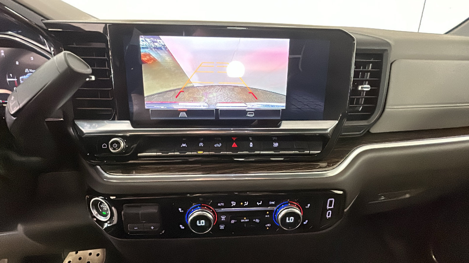 New 2026 GMC Sierra 1500 SLE AWD/4WD image 27