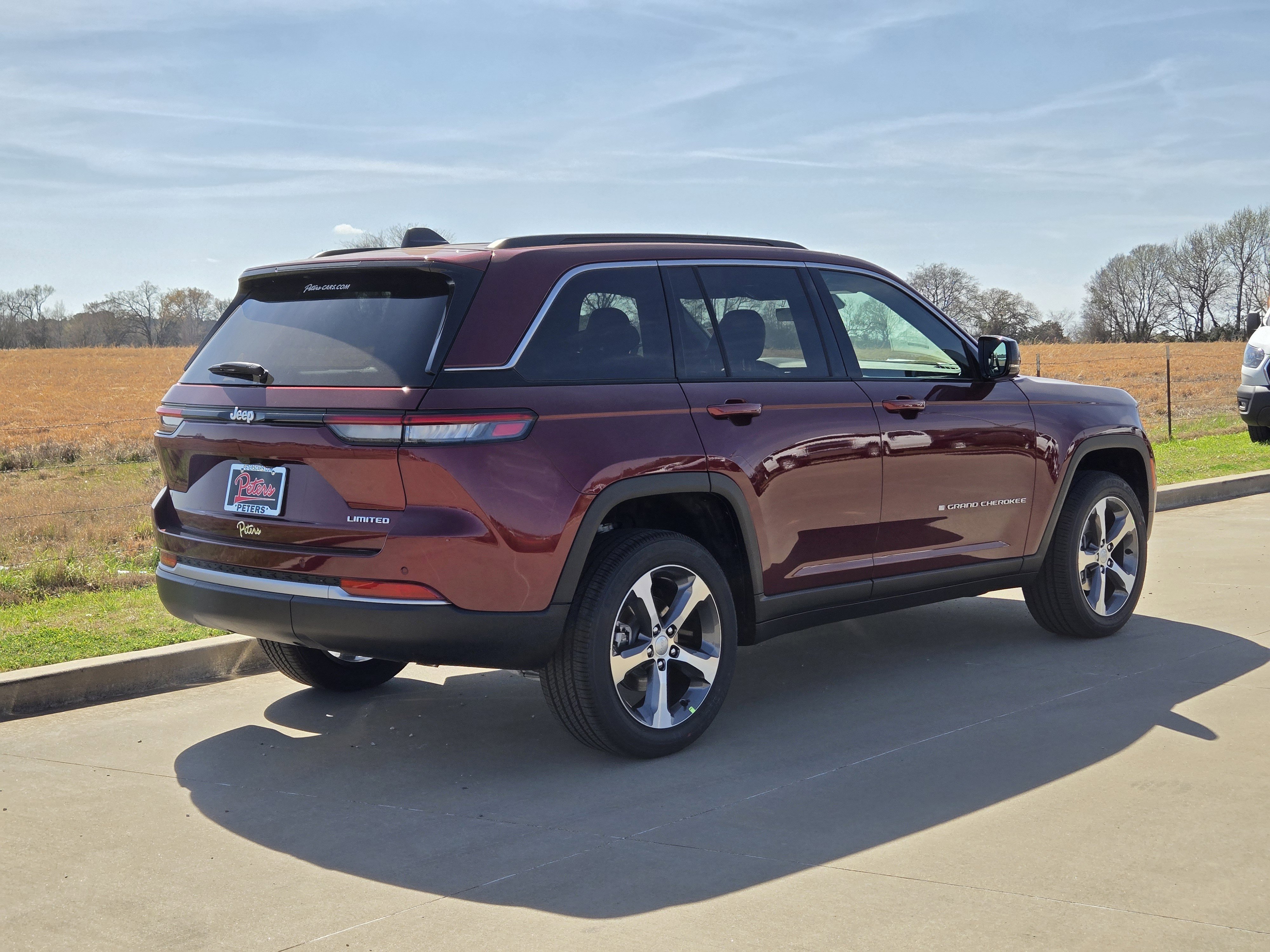 New 2026 Jeep Grand Cherokee Limited w/ Trailer Tow Package RWD image 3