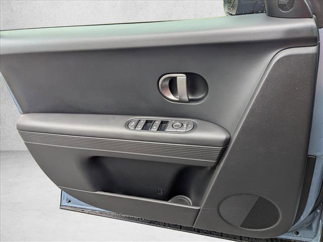 Used 2025 Hyundai Ioniq 5 SEL image 19