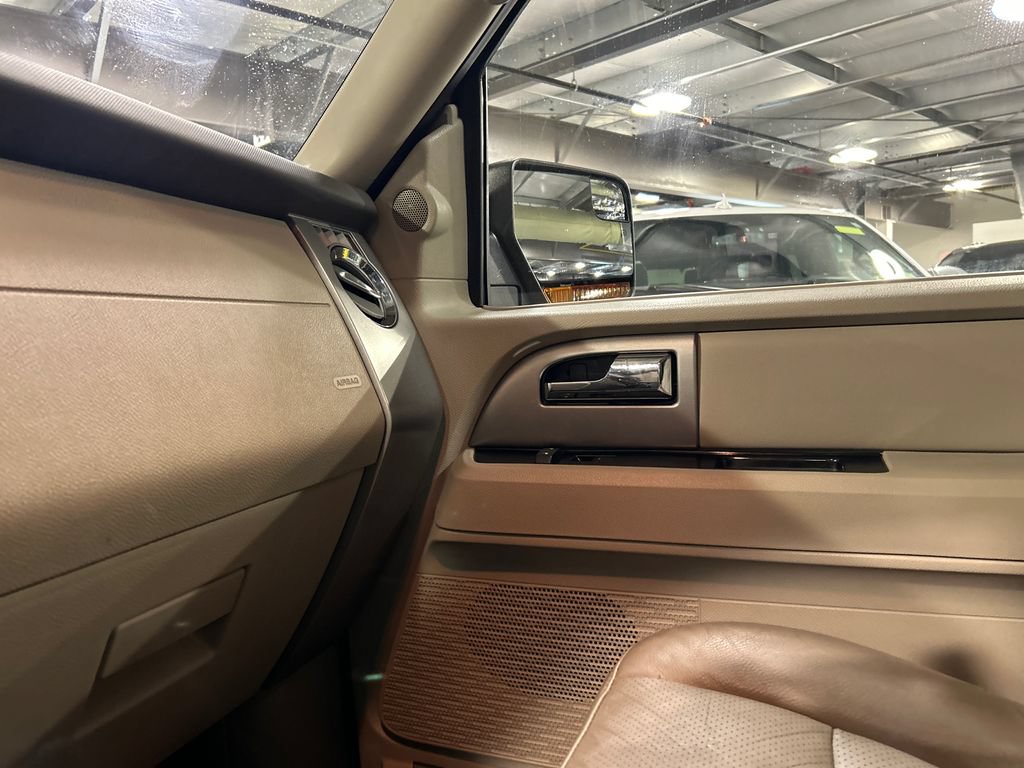 Used 2013 Ford Expedition EL Limited AWD/4WD image 20