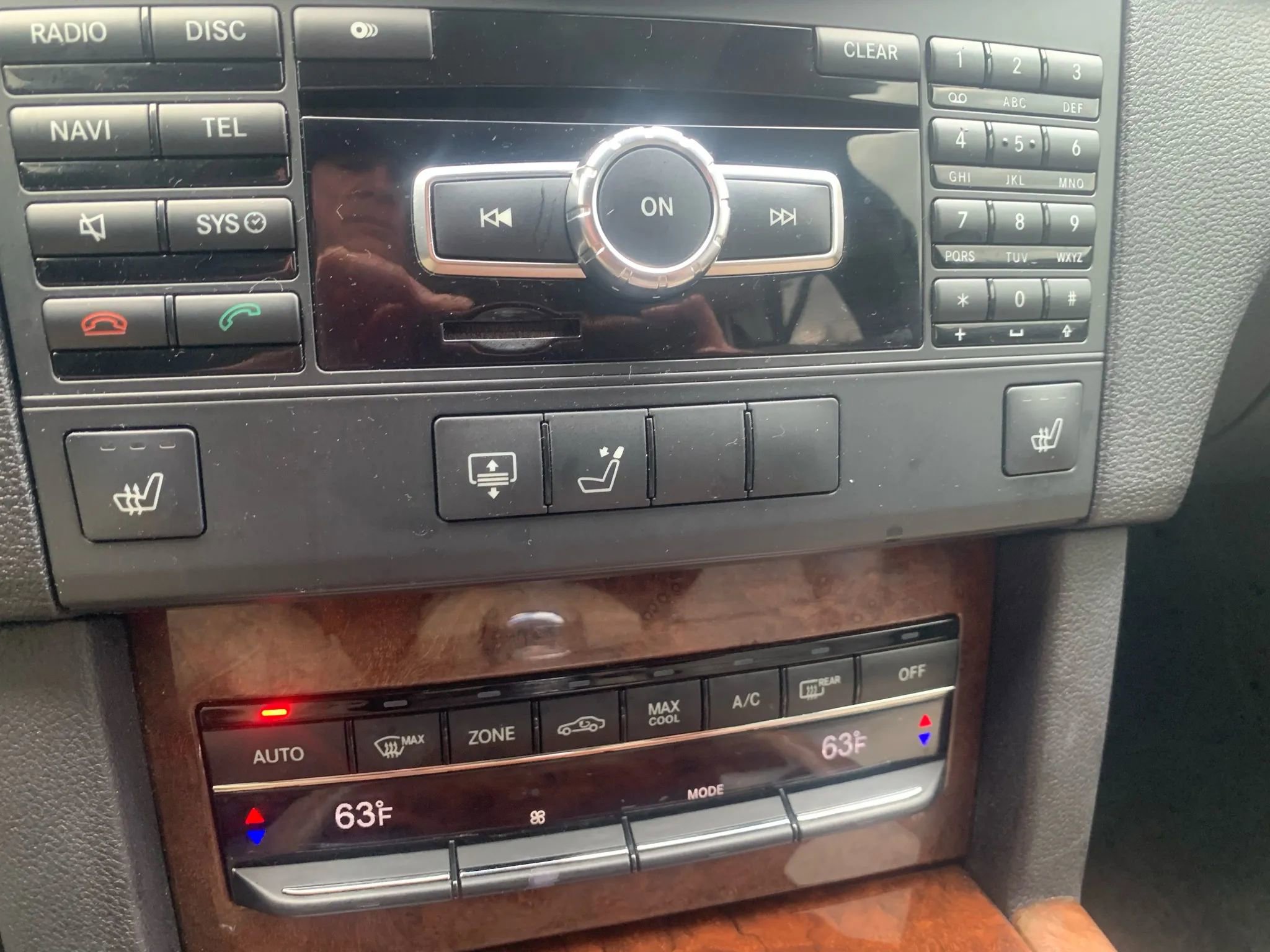 Used 2013 Mercedes-Benz E 350 Sedan image 30