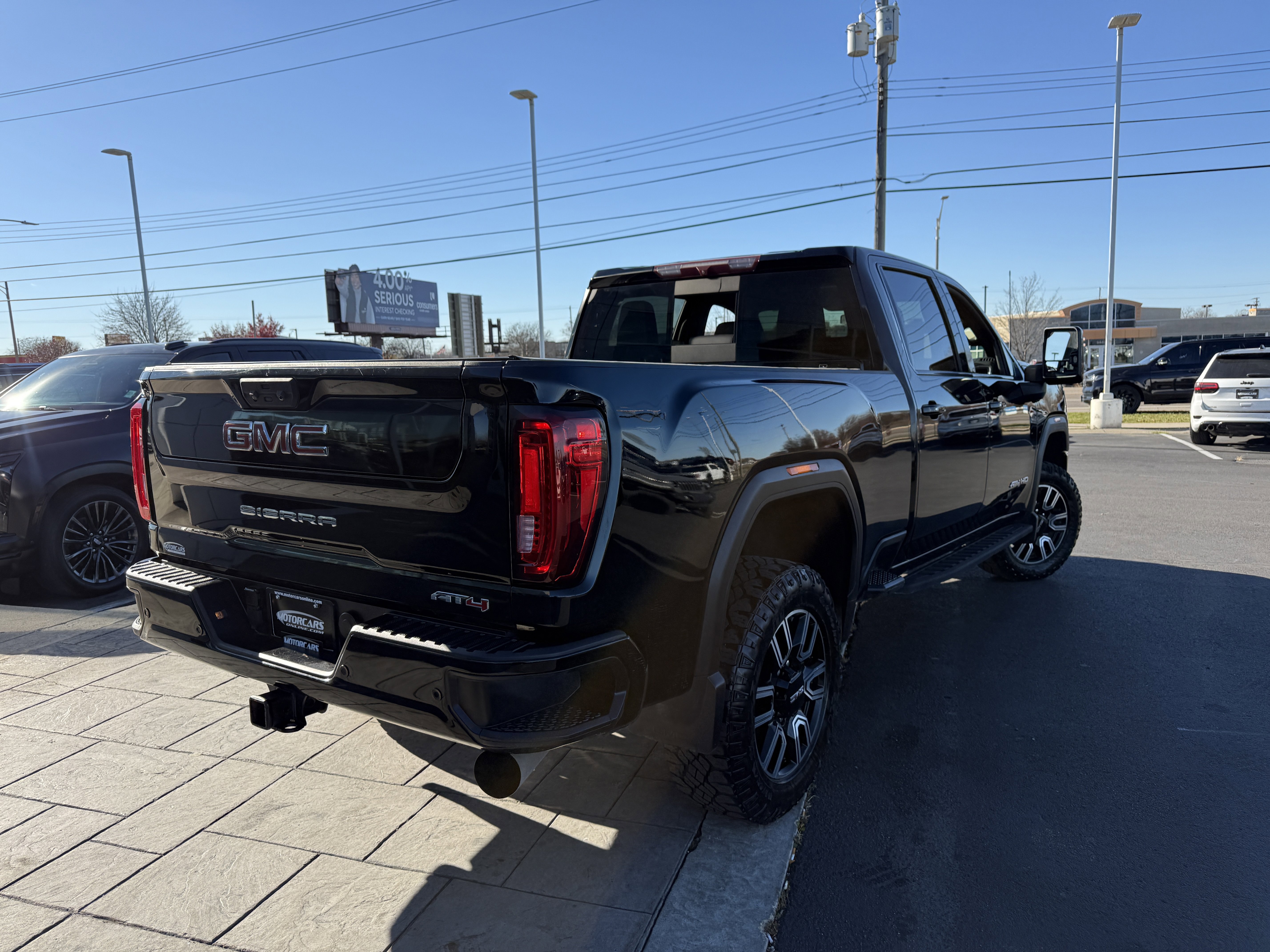 Used 2021 GMC Sierra 2500 AT4 w/ AT4 Preferred Package image 6