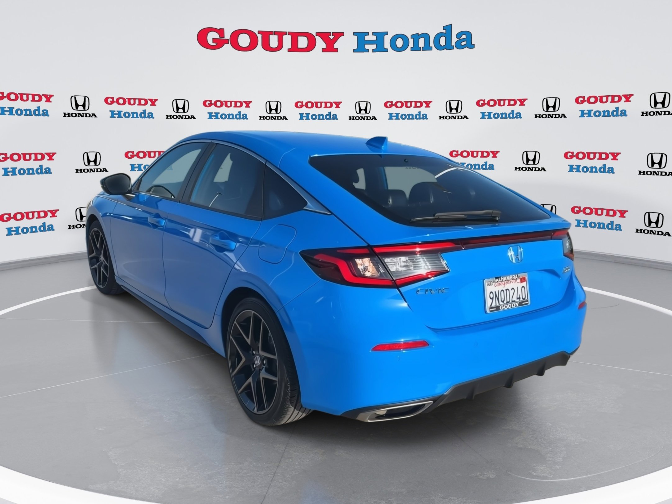 Certified 2024 Honda Civic Sport Touring image 3