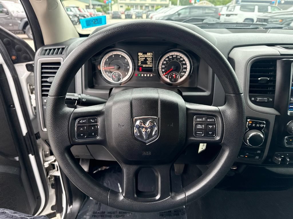 Certified 2018 RAM 1500 Express AWD/4WD image 10