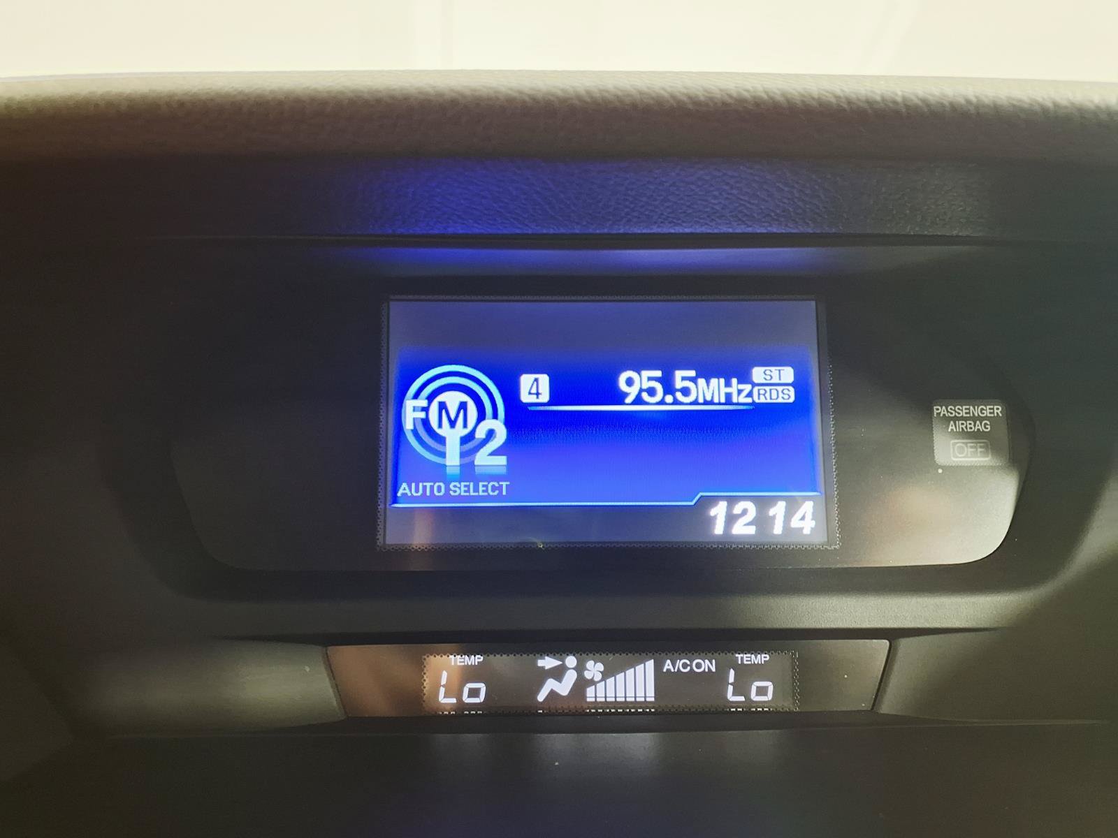 Used 2015 Acura ILX w/ Premium Package FWD image 18
