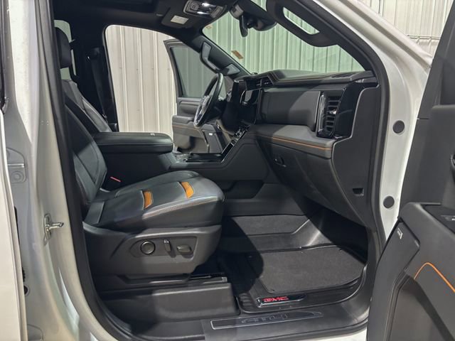 Used 2025 GMC Sierra 2500 AT4 w/ AT4 Preferred Package image 24