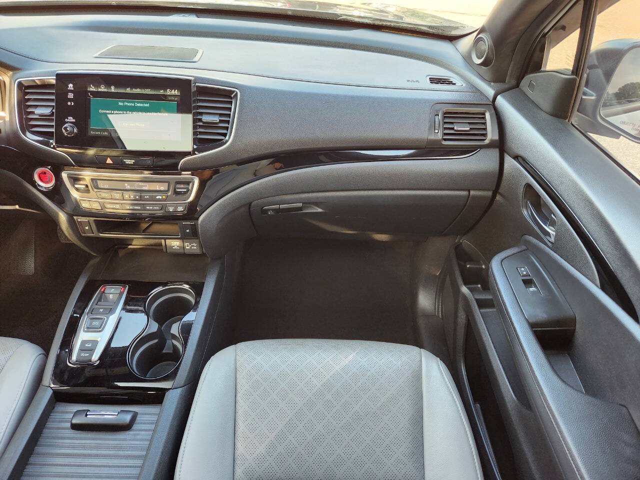 Used 2021 Honda Passport Touring image 16