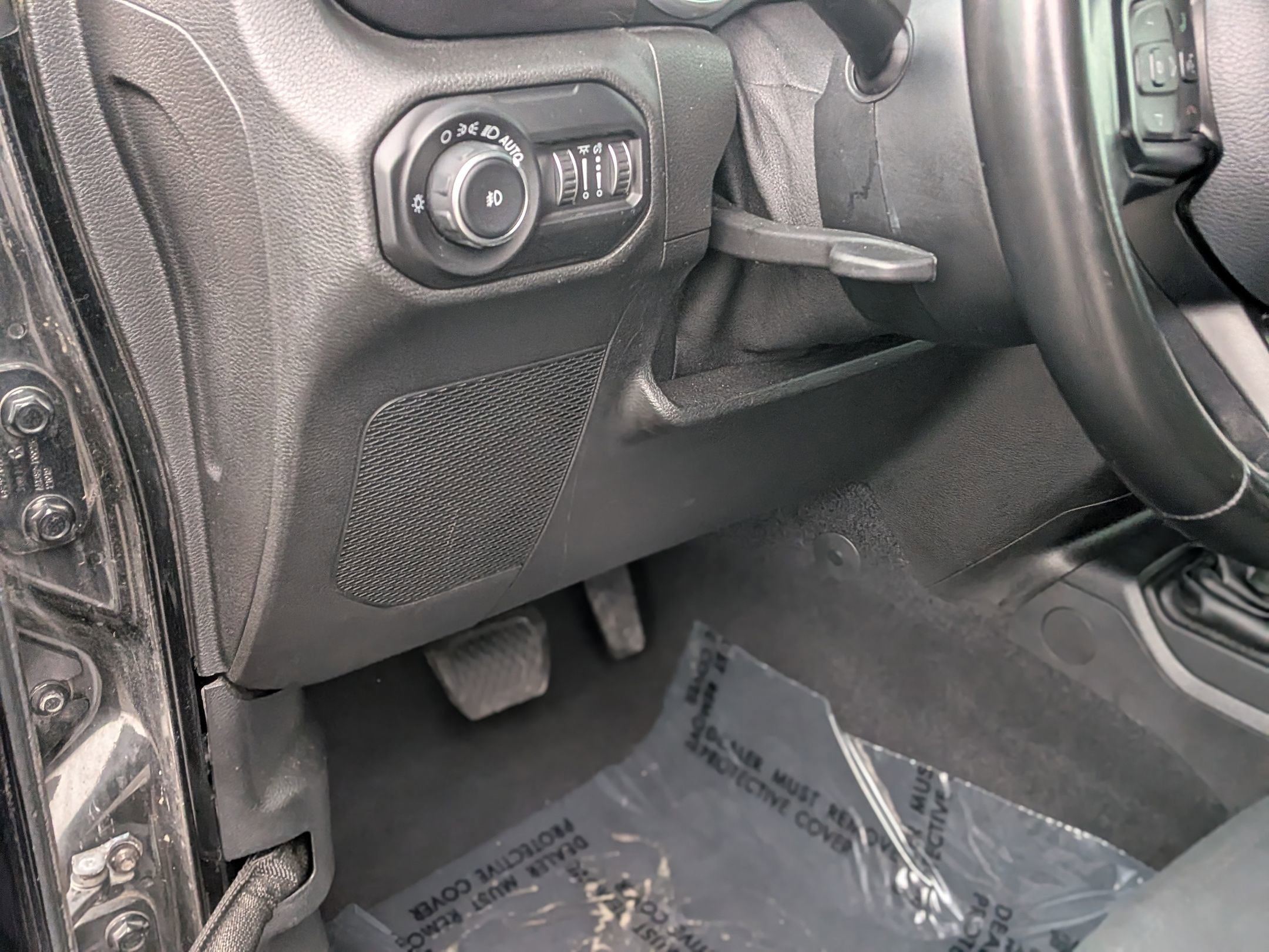 Used 2020 Jeep Wrangler Unlimited Sport image 17